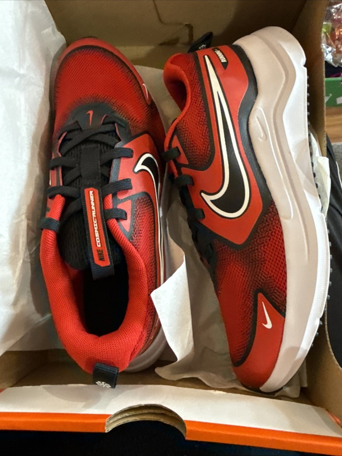 Nike Cosmic Runner (Gs) 5y